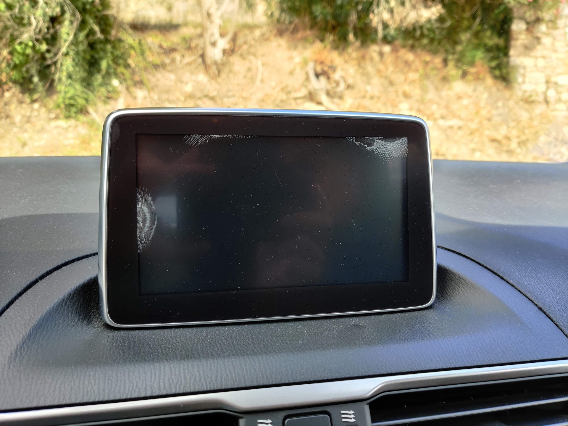 Mazda CONNECT Screen Replacement Service in Wilton Manors FL - 786-355-7660